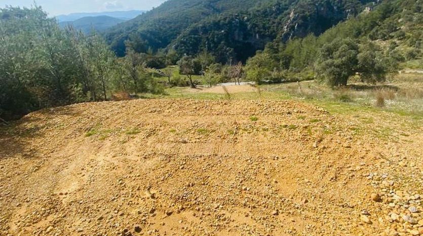 Muğla Kayalı deniz manzaralı satılık arsa